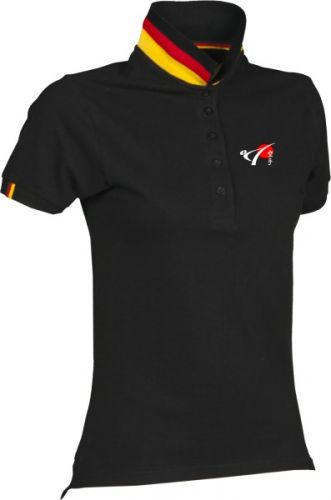 Poloshirt auf der Brust bestickt mit DKV Logo und japanischem Schriftzeichen / Kanji für Karate.
